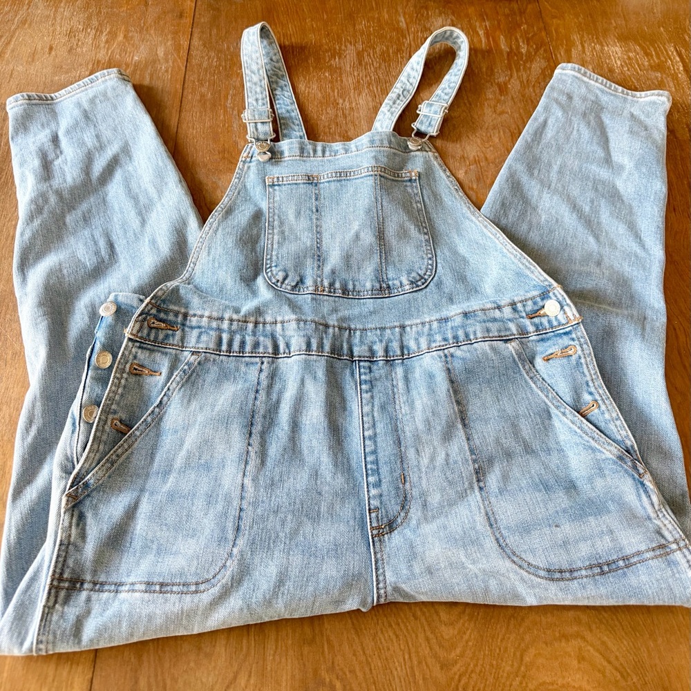 Old Navy Light Blue Denim Overalls 14 straight leg